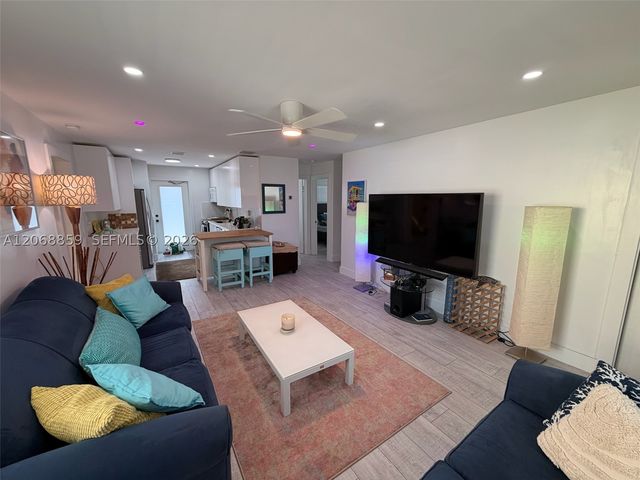 705 W Mango St C, Lantana, FL 33462