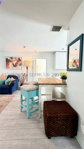 705 W Mango St C, Lantana, FL 33462