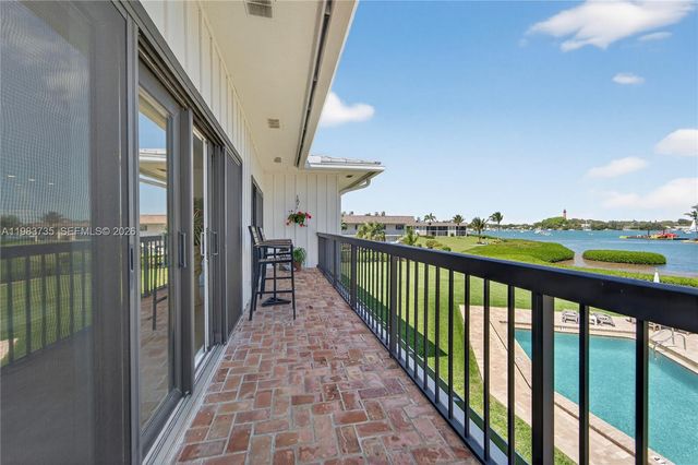 851 Saturn Street D, Jupiter, FL 33477
