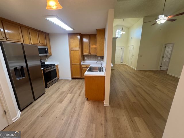 503 Hunterian Place, Newnan, GA 30265