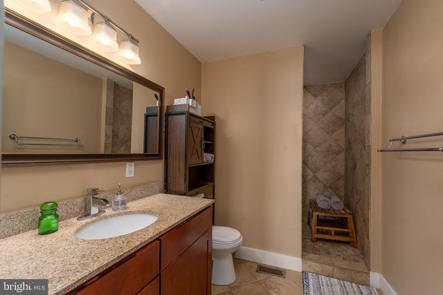 218 S ANN ST, Baltimore, MD 21231
