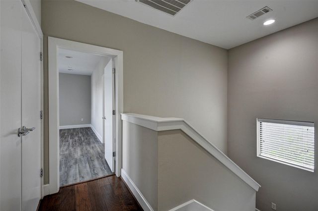 607 Sydnor Street, Houston, TX 77020