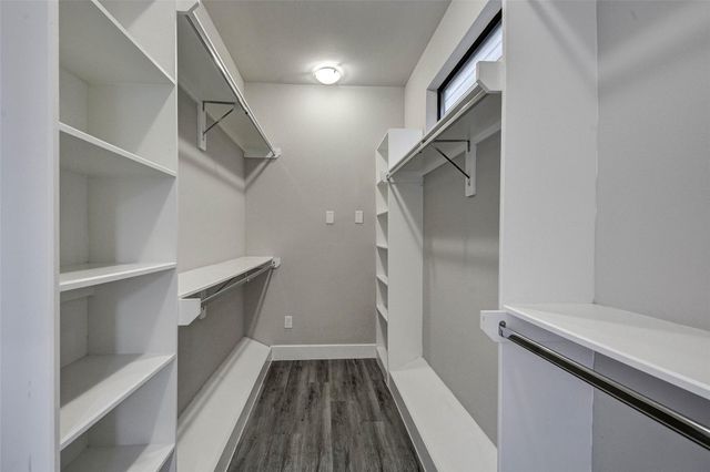 607 Sydnor Street, Houston, TX 77020