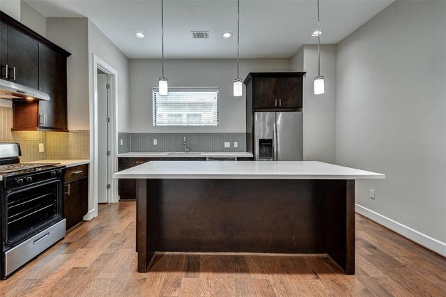 607 Sydnor Street, Houston, TX 77020