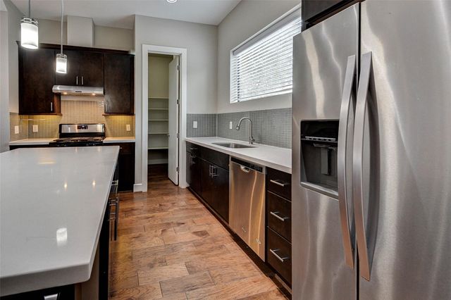 607 Sydnor Street, Houston, TX 77020