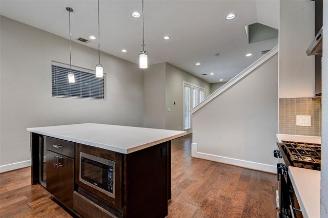 607 Sydnor Street, Houston, TX 77020