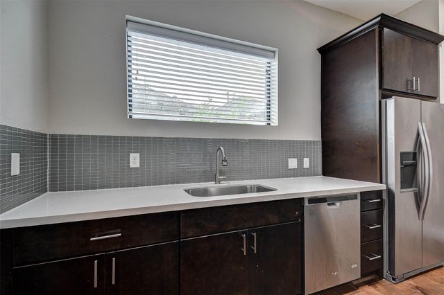 607 Sydnor Street, Houston, TX 77020