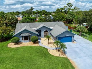 2072 SE Bisbee Street, Port St Lucie, FL 34952