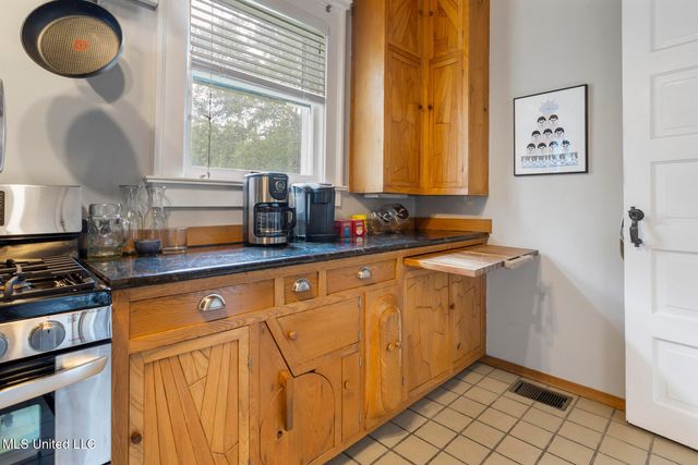 1704 N State Street, Jackson, MS 39202