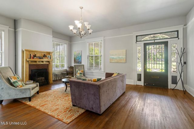 1704 N State Street, Jackson, MS 39202