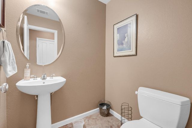 633 Castle Haven Dr, Tracy, CA 95377