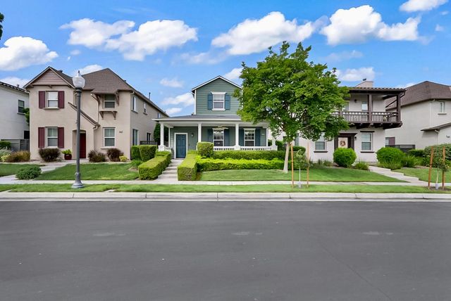 633 Castle Haven Dr, Tracy, CA 95377