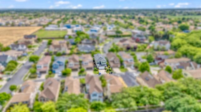 633 Castle Haven Dr, Tracy, CA 95377