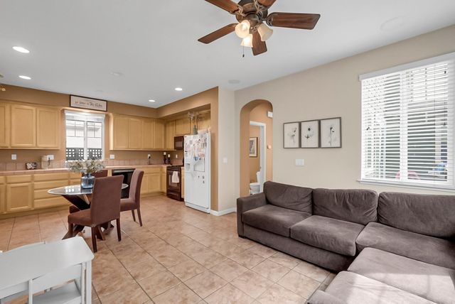 633 Castle Haven Dr, Tracy, CA 95377