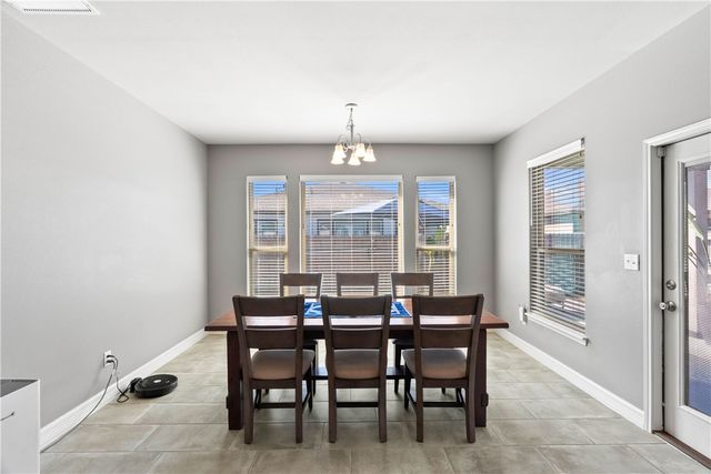 1815 Monterey Bay Dr, Portland, TX 78374