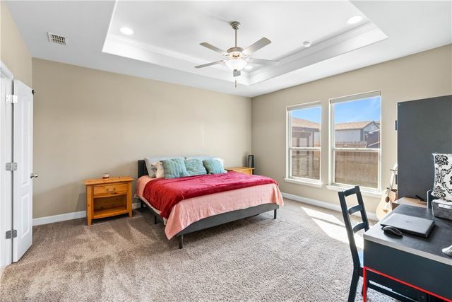 1815 Monterey Bay Dr, Portland, TX 78374