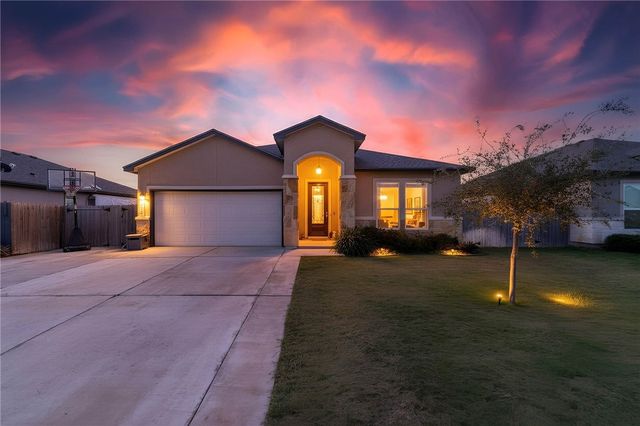 1815 Monterey Bay Dr, Portland, TX 78374