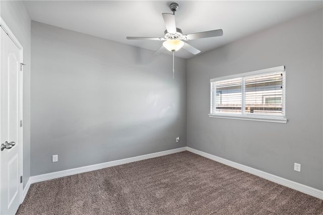 1815 Monterey Bay Dr, Portland, TX 78374