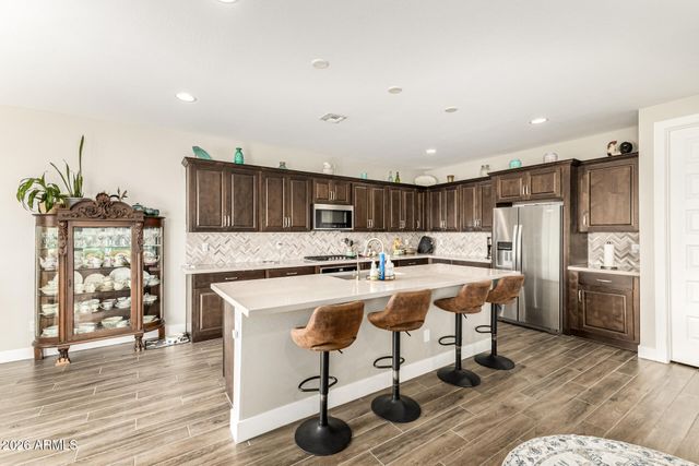 11015 W MOBILE Lane, Tolleson, AZ 85353