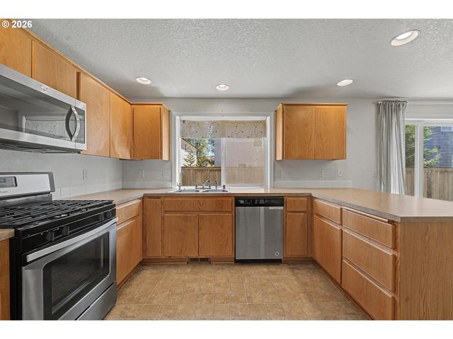 4007 Ne 165TH Pl, Vancouver, WA 98682