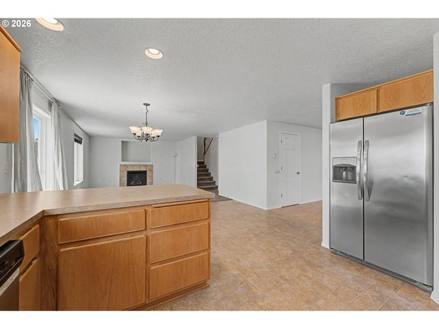 4007 Ne 165TH Pl, Vancouver, WA 98682