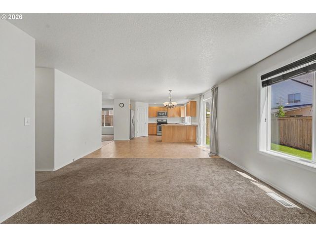 4007 Ne 165TH Pl, Vancouver, WA 98682