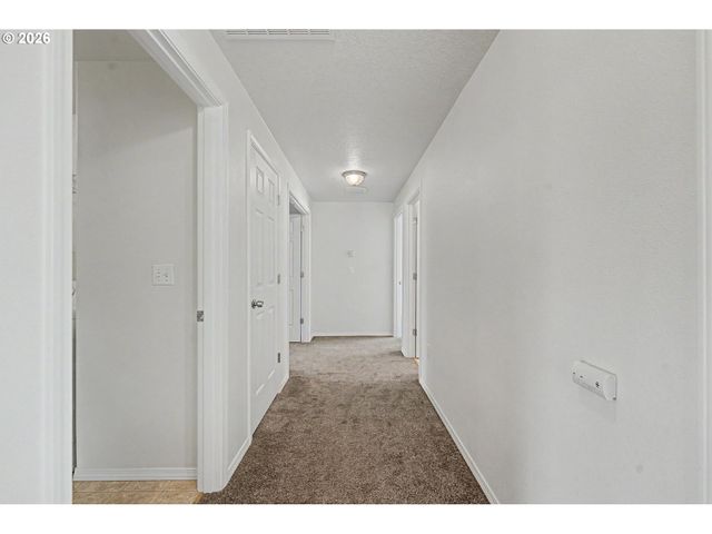 4007 Ne 165TH Pl, Vancouver, WA 98682