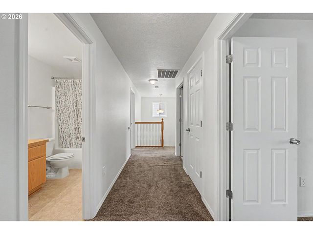 4007 Ne 165TH Pl, Vancouver, WA 98682