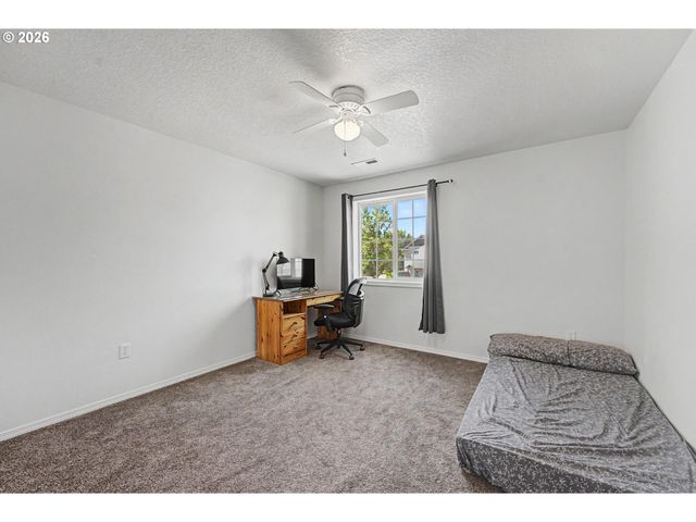 4007 Ne 165TH Pl, Vancouver, WA 98682