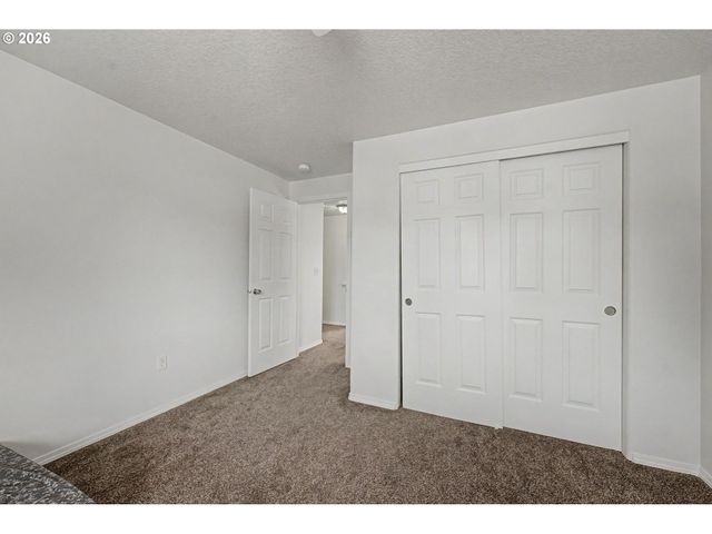 4007 Ne 165TH Pl, Vancouver, WA 98682