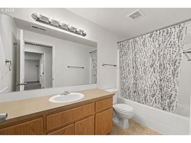 4007 Ne 165TH Pl, Vancouver, WA 98682