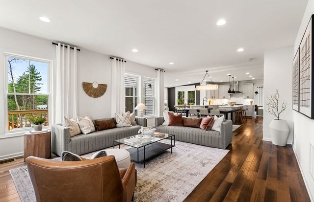 7 Germain Way 14, Norton, MA 02766
