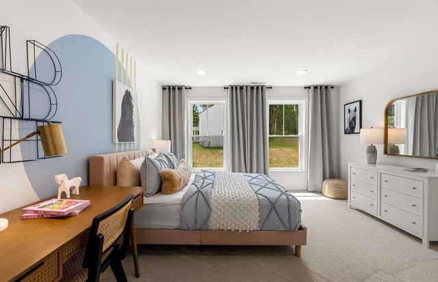 7 Germain Way 14, Norton, MA 02766