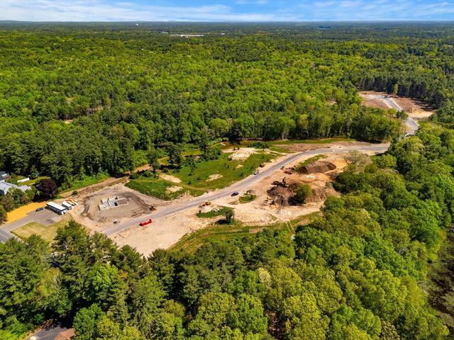 7 Germain Way 14, Norton, MA 02766