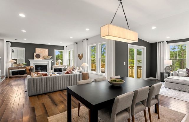7 Germain Way 14, Norton, MA 02766