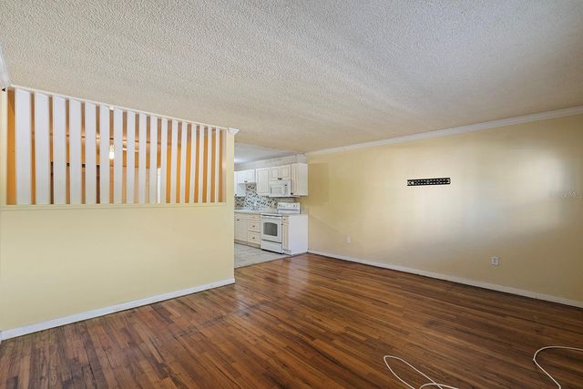 320 LAKEVIEW STREET 221, Orlando, FL 32804