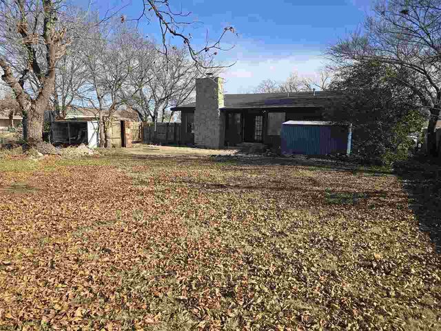 321 Sunnybrook Dr, Frederick, OK 73542