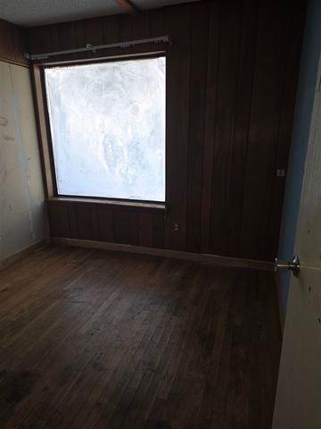 321 Sunnybrook Dr, Frederick, OK 73542