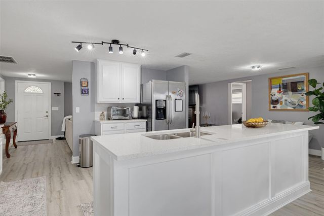 4232 CANANDAIGUA COURT, New Port Richey, FL 34653