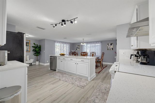 4232 CANANDAIGUA COURT, New Port Richey, FL 34653