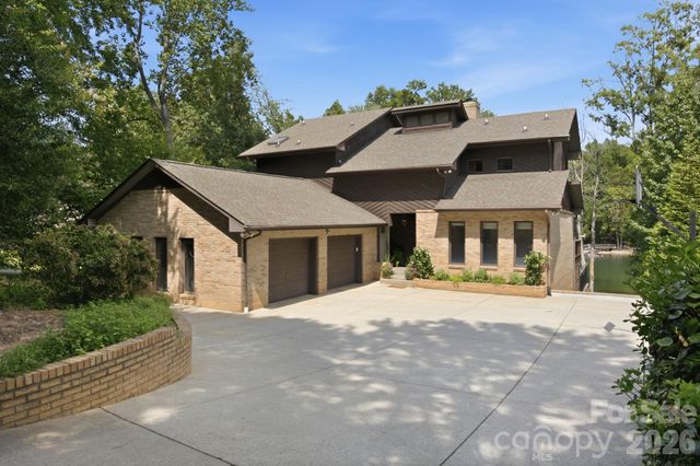 20334 Bethelwood Lane, Cornelius, NC 28031