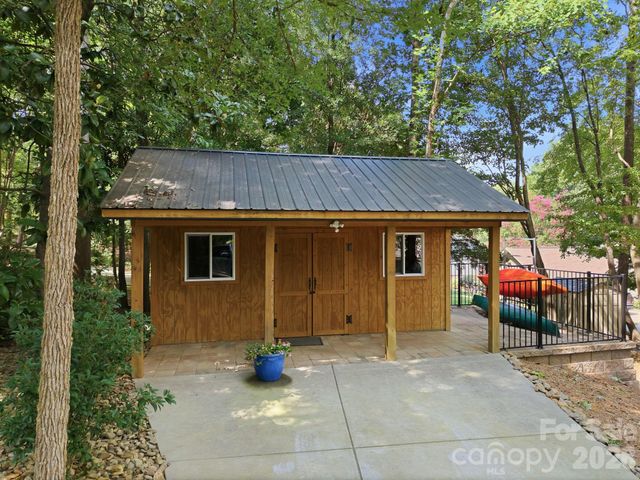 20334 Bethelwood Lane, Cornelius, NC 28031