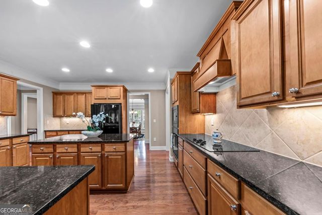 1000 Deep Water Way, Greensboro, GA 30642