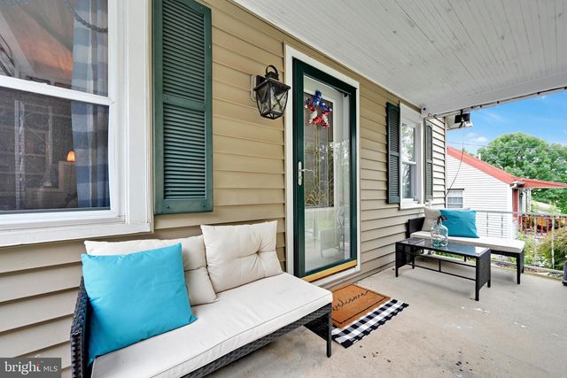 261 W POPLAR ST, Fleetwood, PA 19522