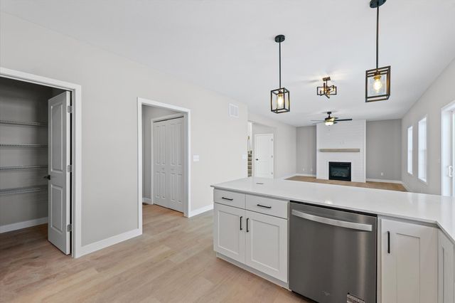 302 Sutton Drive, Savoy, IL 61874