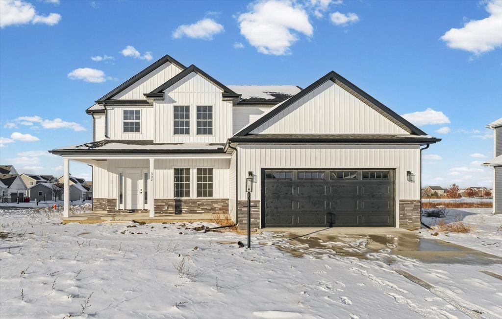 302 Sutton Drive, Savoy, IL 61874