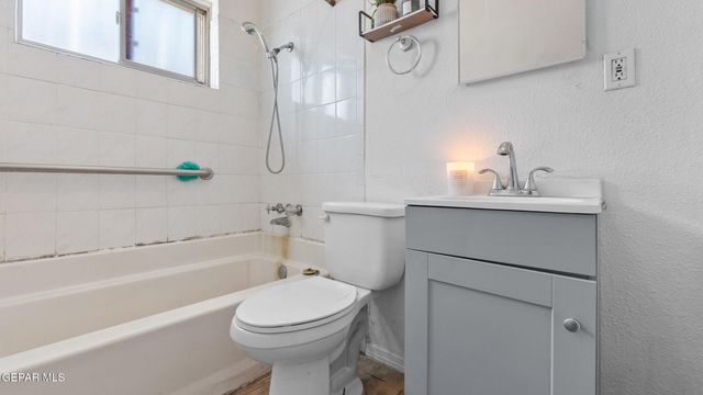 3926 Nashville Avenue, El Paso, TX 79930