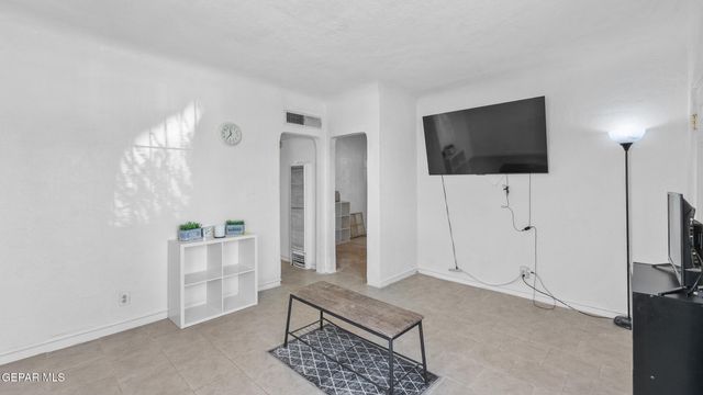 3926 Nashville Avenue, El Paso, TX 79930