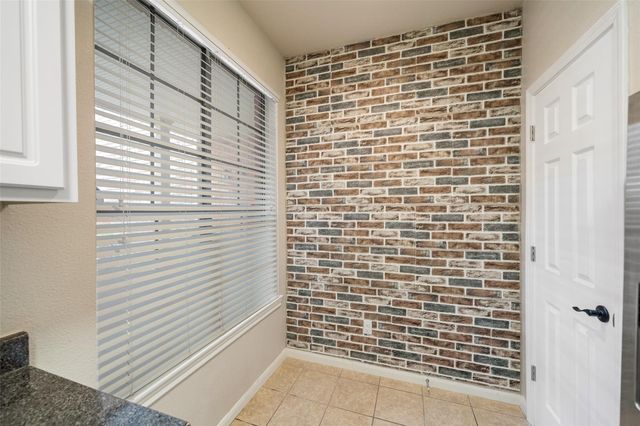 2255 Braeswood Park Drive 105, Houston, TX 77030