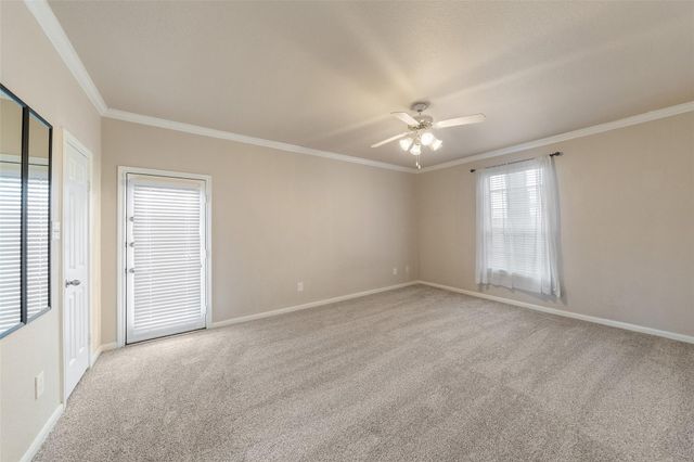 2255 Braeswood Park Drive 105, Houston, TX 77030